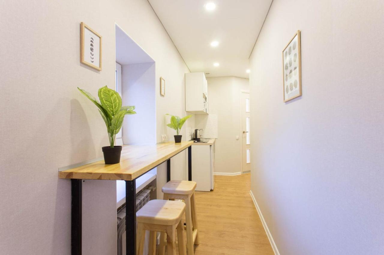 Studio Near Metro Yaroslava Mudroho, Universytet - Mykoly Khvylovoho Str 5-3 Carcóvia Exterior foto
