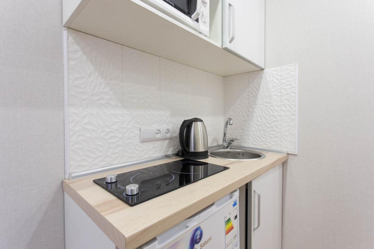 Studio Near Metro Yaroslava Mudroho, Universytet - Mykoly Khvylovoho Str 5-3 Carcóvia Exterior foto