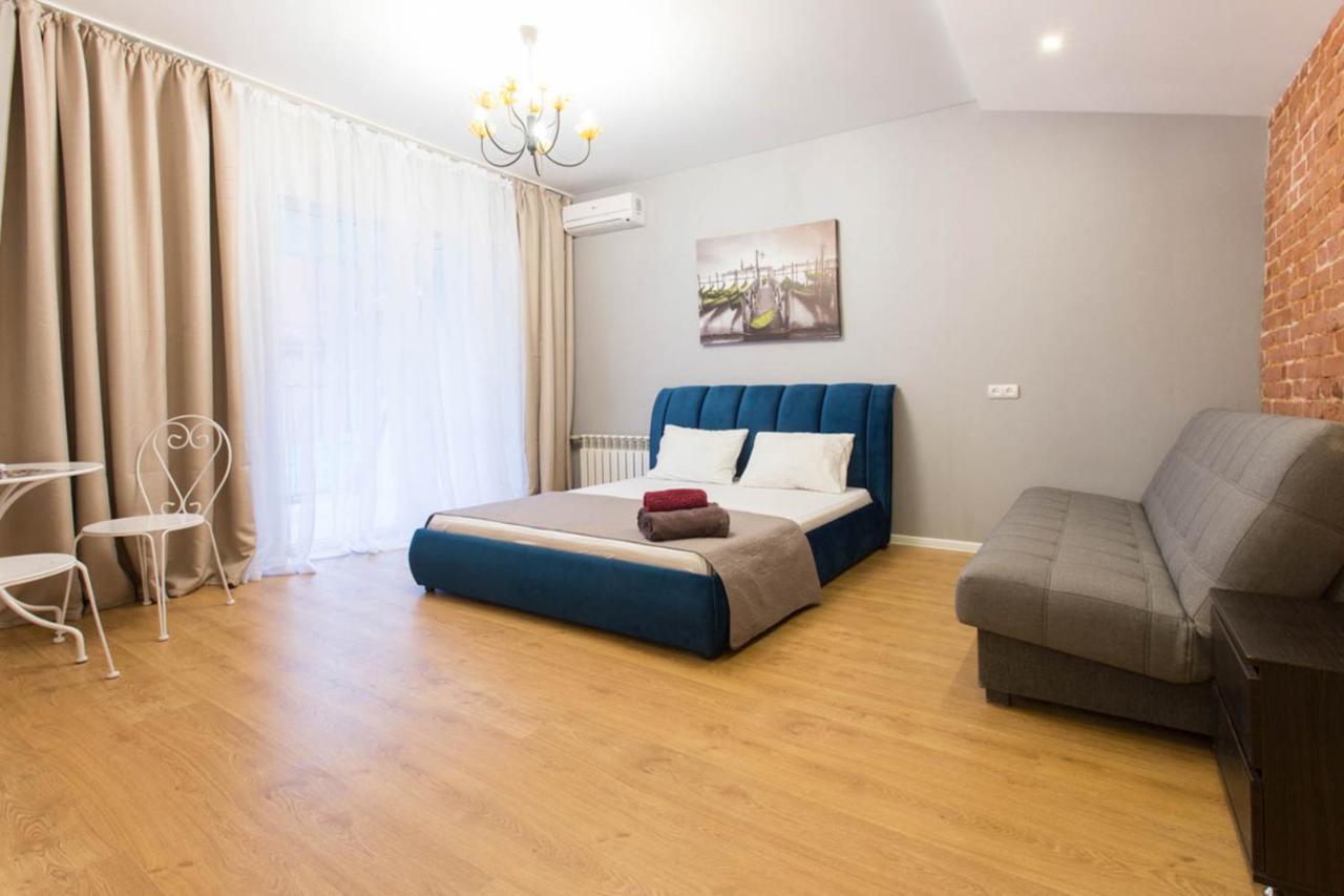 Studio Near Metro Yaroslava Mudroho, Universytet - Mykoly Khvylovoho Str 5-3 Carcóvia Exterior foto