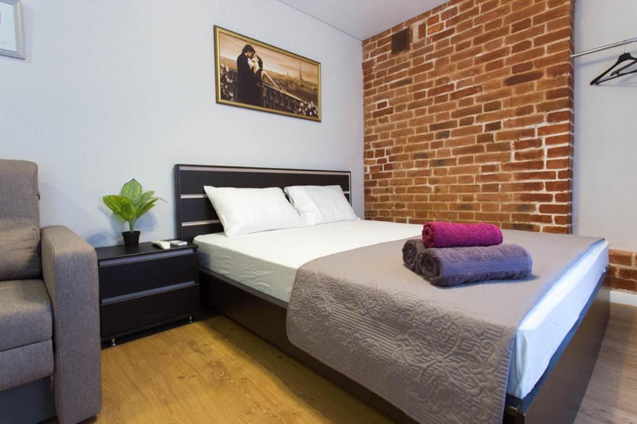 Studio Near Metro Yaroslava Mudroho, Universytet - Mykoly Khvylovoho Str 5-3 Carcóvia Exterior foto